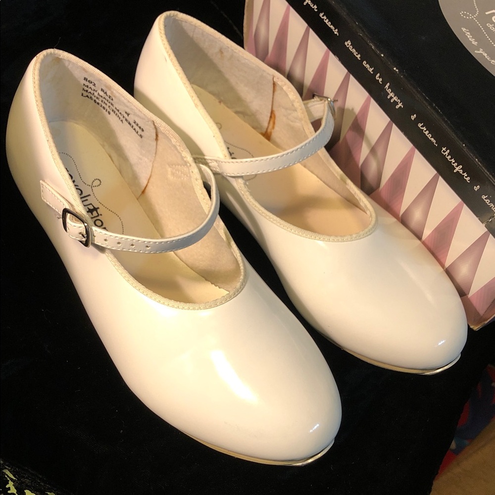 Revolution Dancewear Style 802 Tap Shoes Wht 8 womens